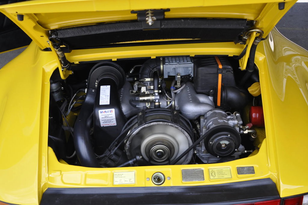 Porsche 911 Carrera 3.2 Speedster
