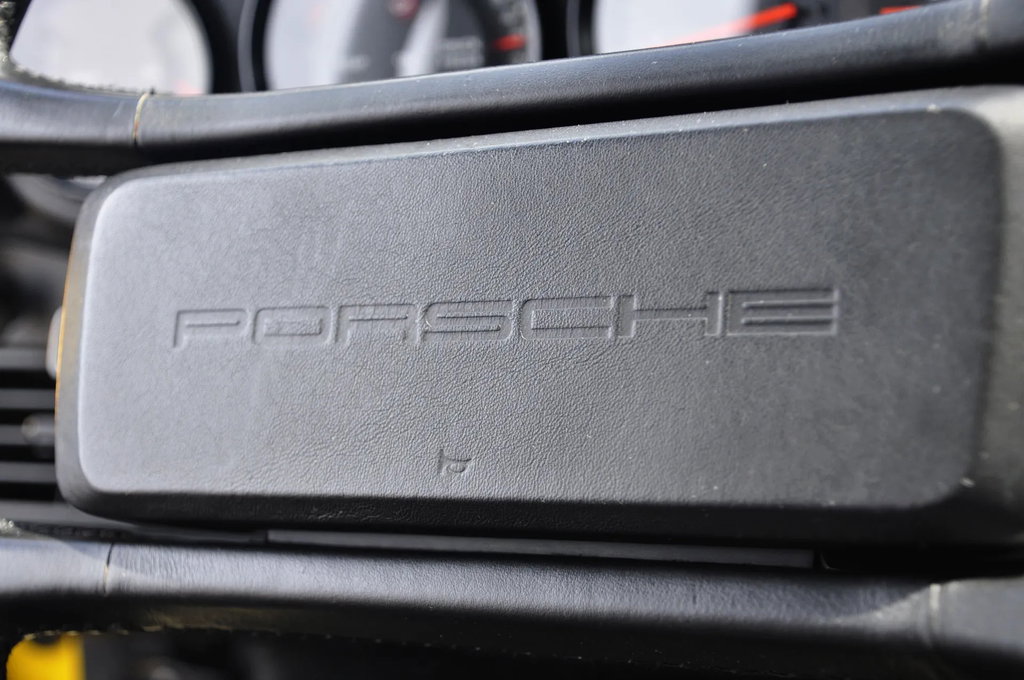 Porsche 911 Carrera 3.2 Speedster