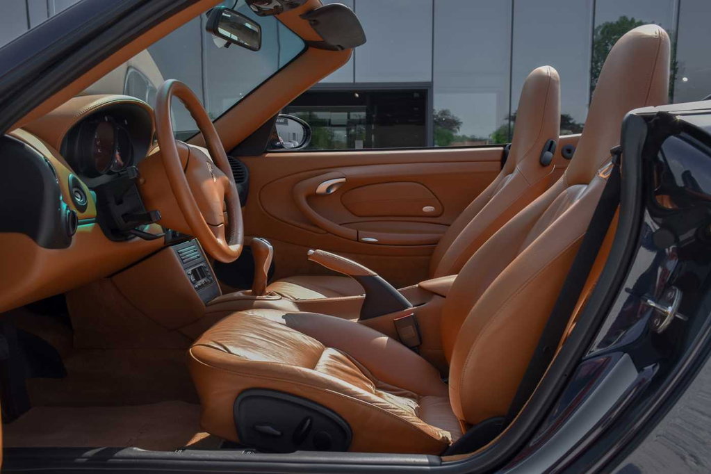 Porsche 996.2 Carrera 4S