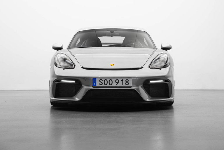 Porsche 718 Cayman GT4