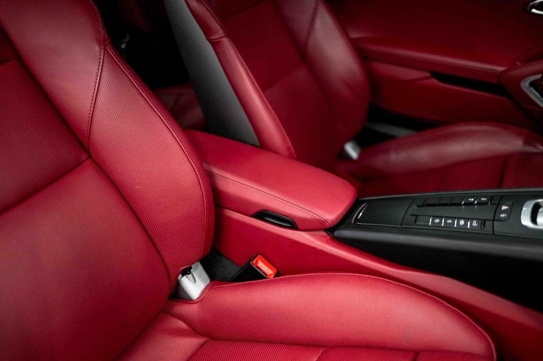 Porsche 991.2 Carrera GTS