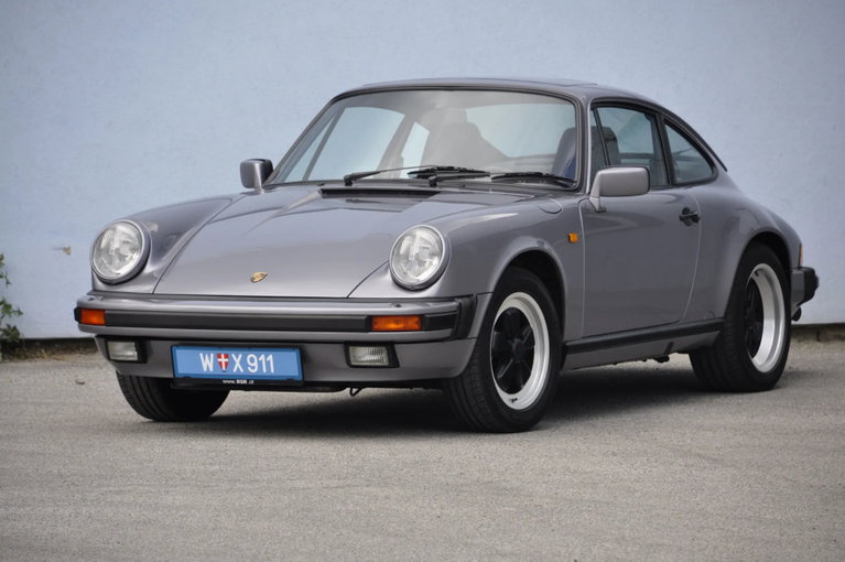 Porsche 911 Carrera 3.2