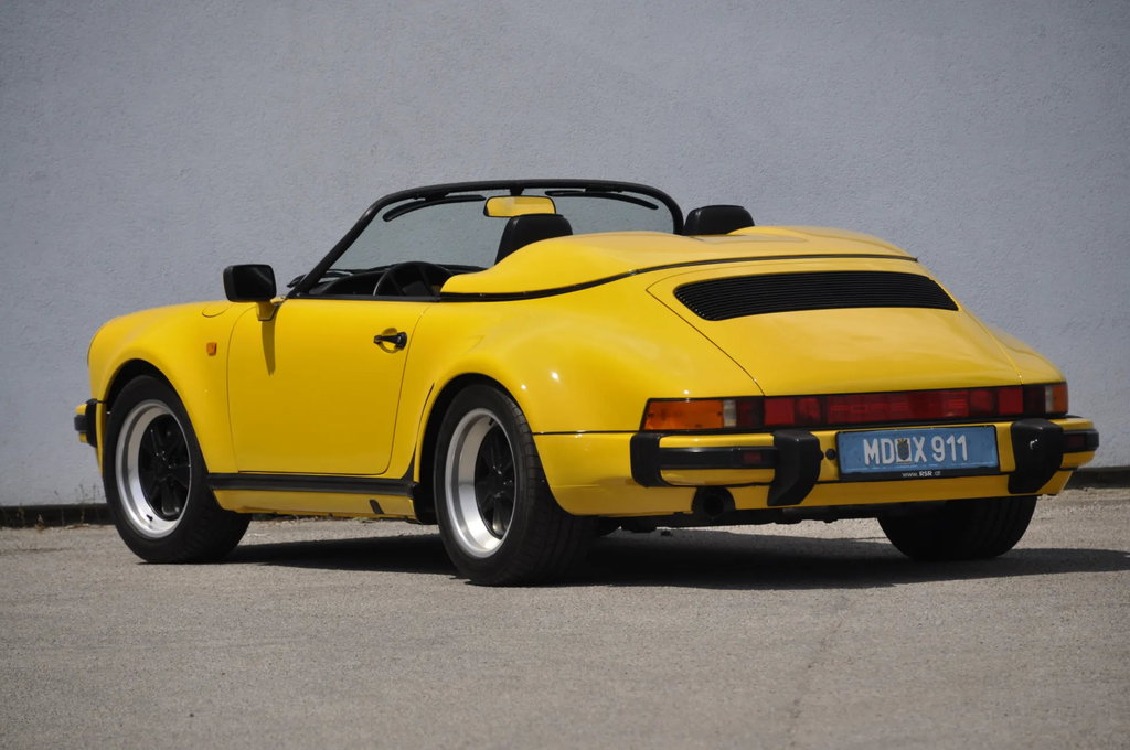 Porsche 911 Carrera 3.2 Speedster