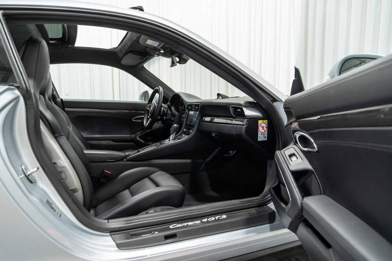 Porsche 991.2 Carrera 4 GTS