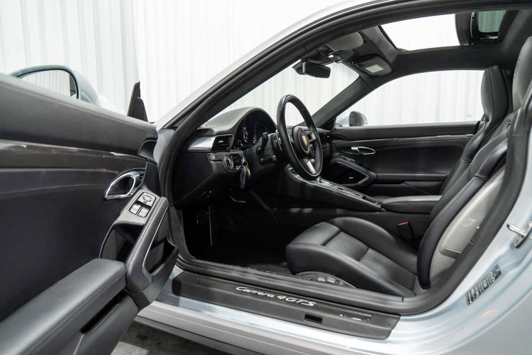 Porsche 991.2 Carrera 4 GTS