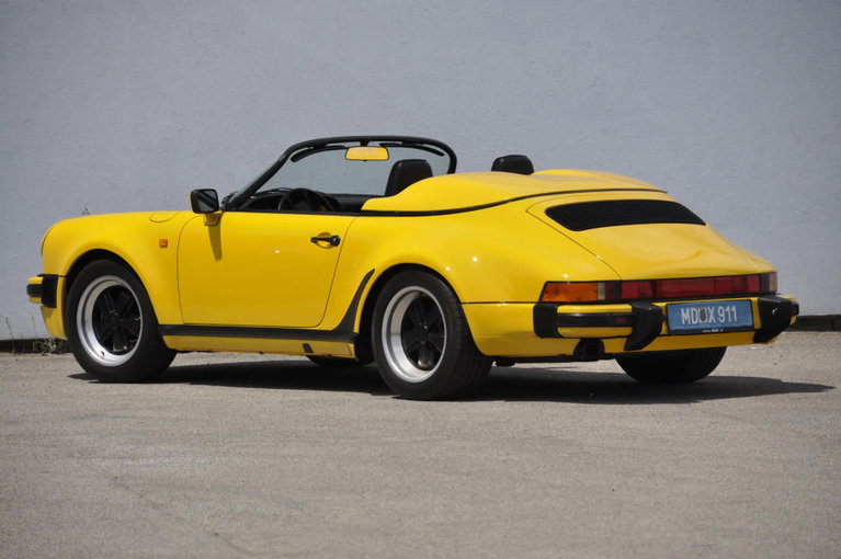 Porsche 911 Carrera 3.2 Speedster