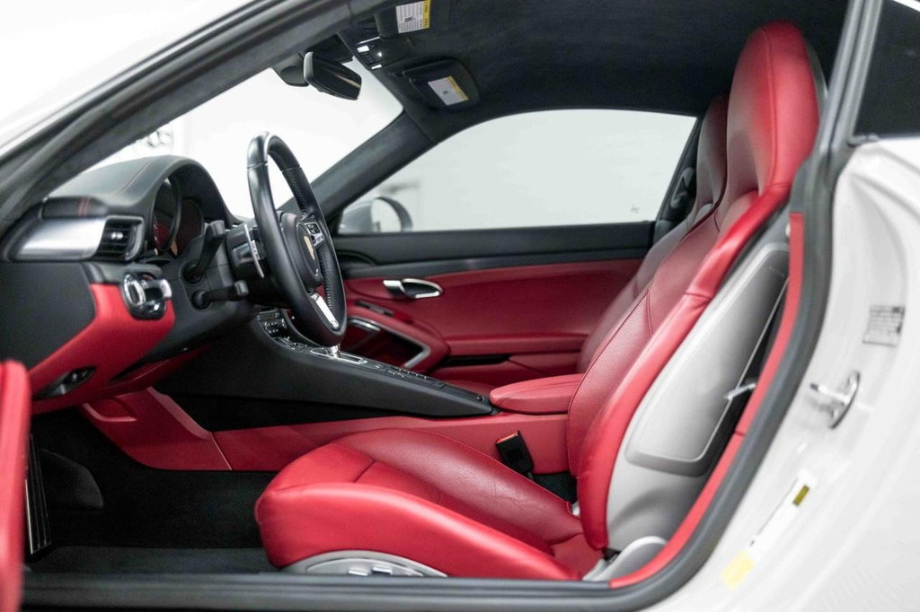 Porsche 991.2 Carrera GTS