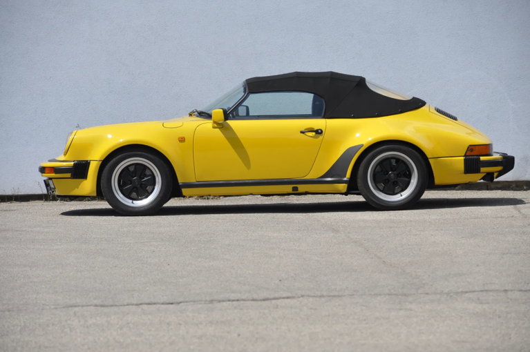 Porsche 911 Carrera 3.2 Speedster