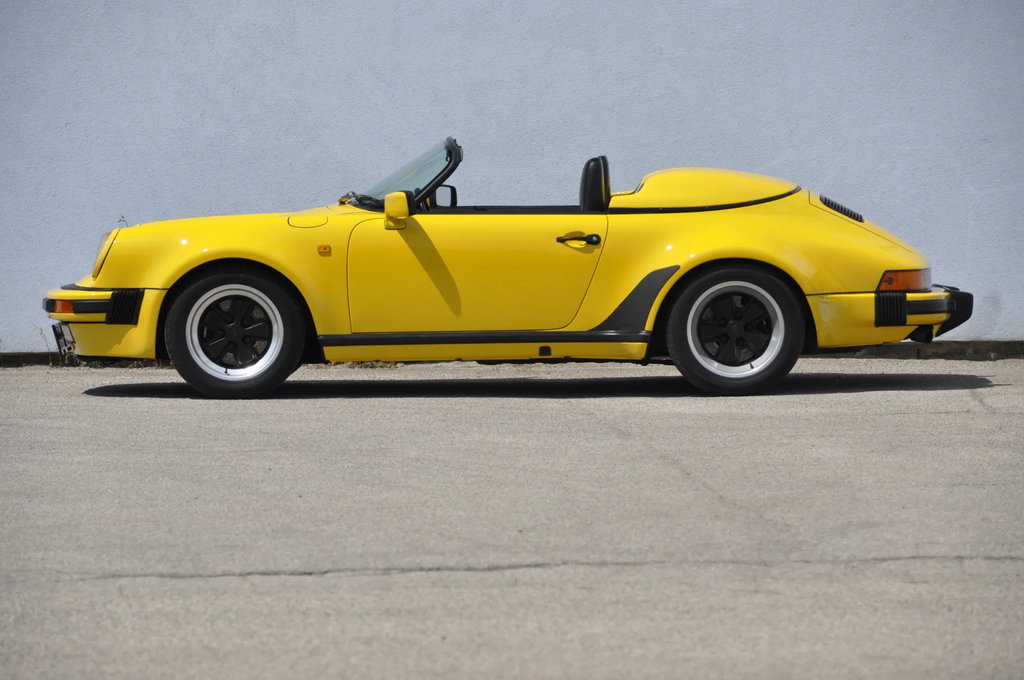 Porsche 911 Carrera 3.2 Speedster