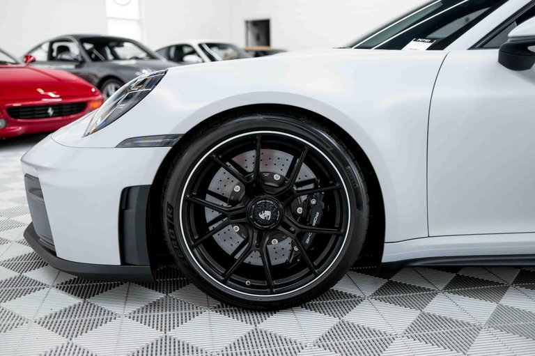 Porsche 992.2 GT3 Touring