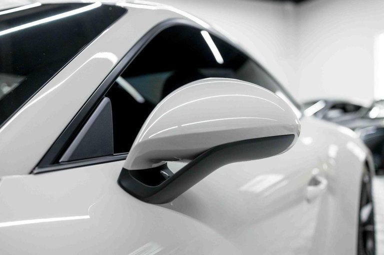 Porsche 991.2 Carrera GTS