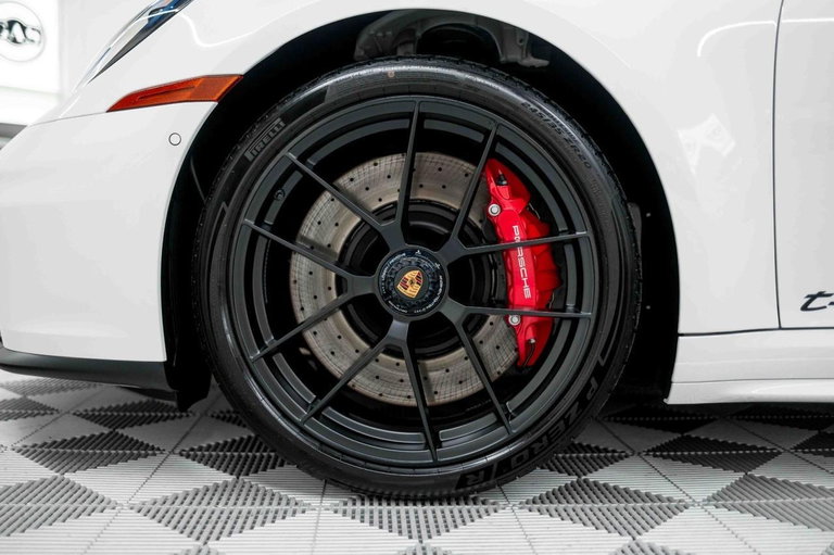 Porsche 992.2 Targa 4 GTS