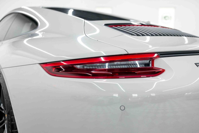 Porsche 991.2 Carrera GTS