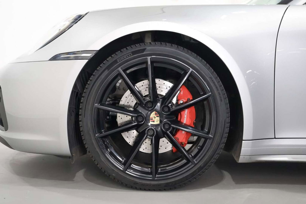 Porsche 992 Carrera 4S