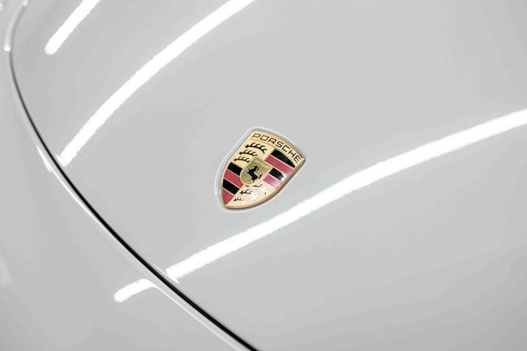 Porsche 991.2 Carrera GTS