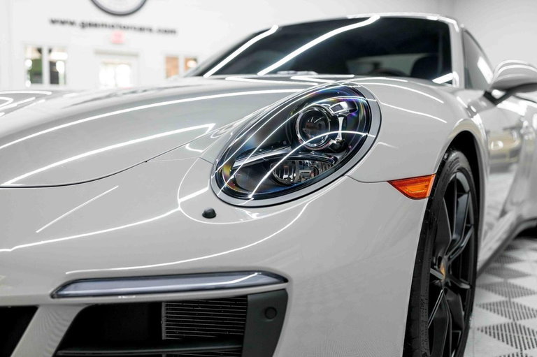 Porsche 991.2 Carrera GTS