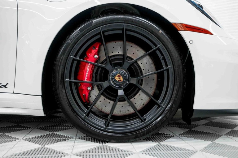 Porsche 992.2 Targa 4 GTS