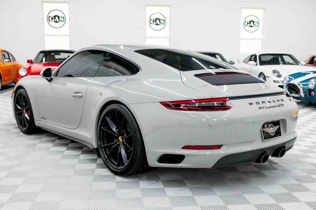Porsche 991.2 Carrera GTS