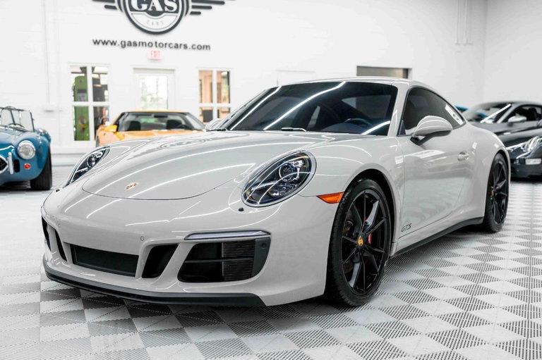 Porsche 991.2 Carrera GTS