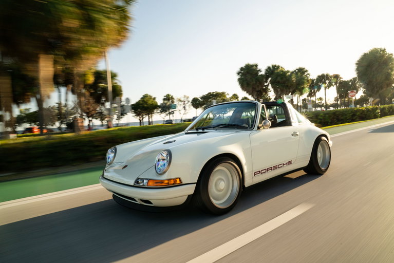 Porsche 911 Reimagined by Singer