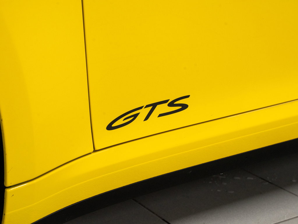 Porsche 992 Carrera GTS