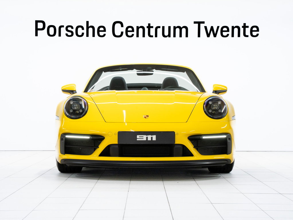 Porsche 992 Carrera GTS
