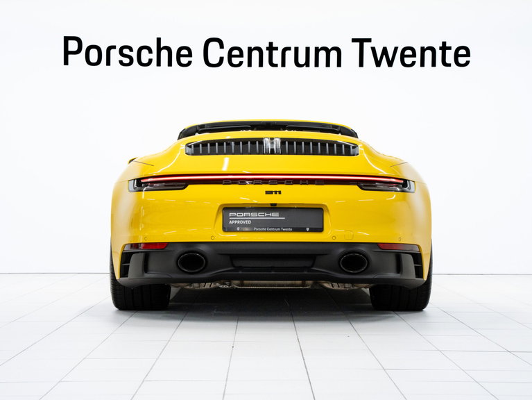 Porsche 992 Carrera GTS