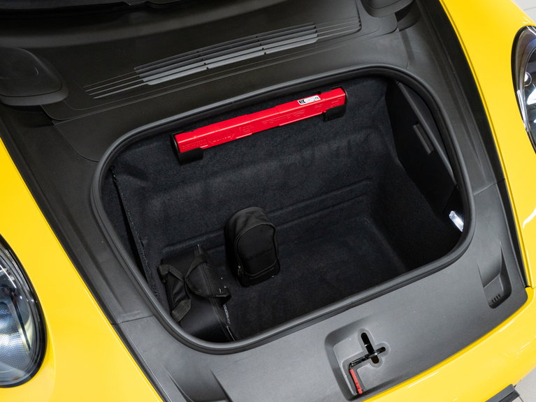 Porsche 992 Carrera GTS