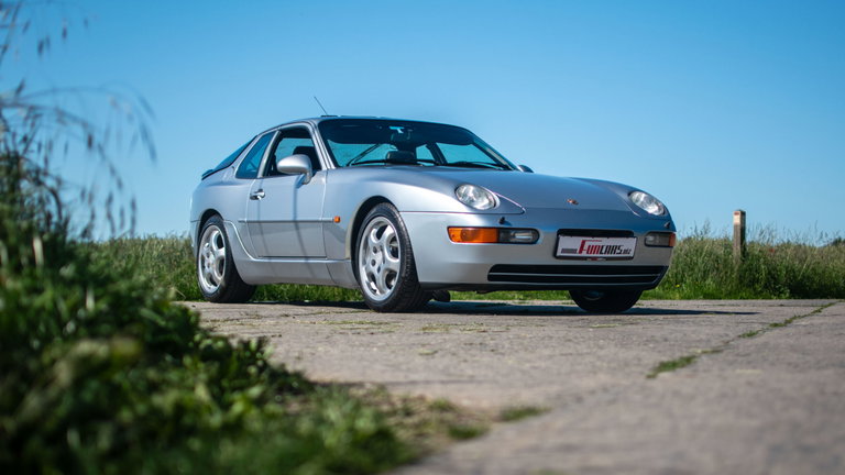 Porsche 968