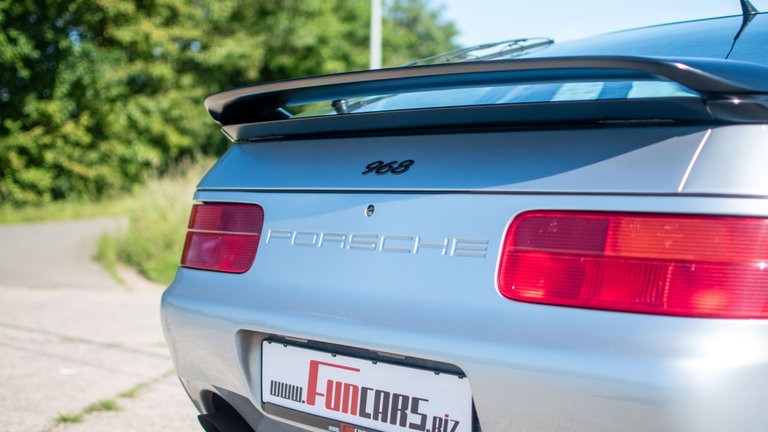 Porsche 968