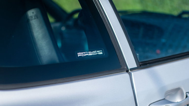 Porsche 968