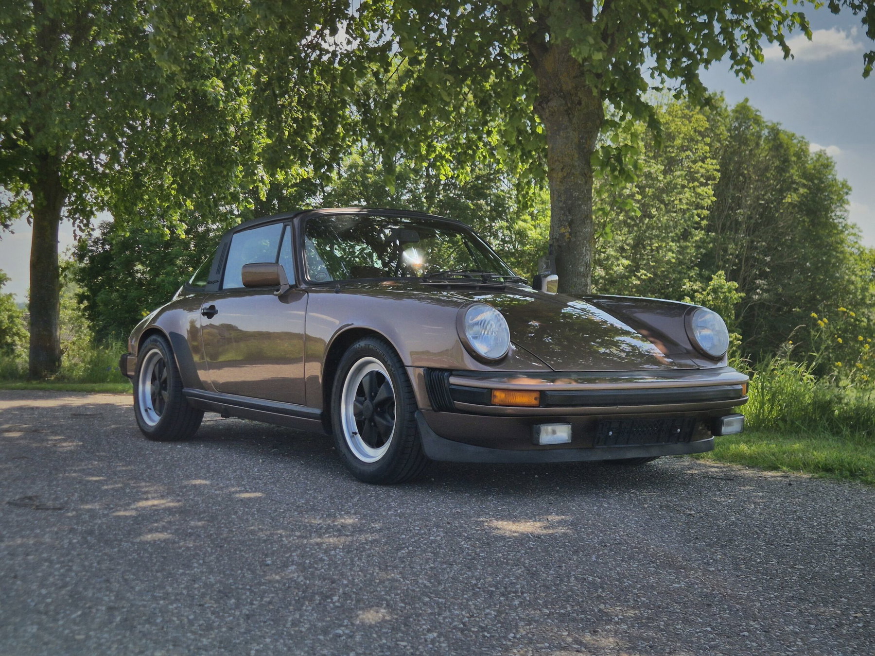 Porsche 911 SC 1983 - elferspot.com - Marketplace for Porsche