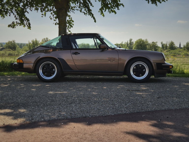 Porsche 911 SC