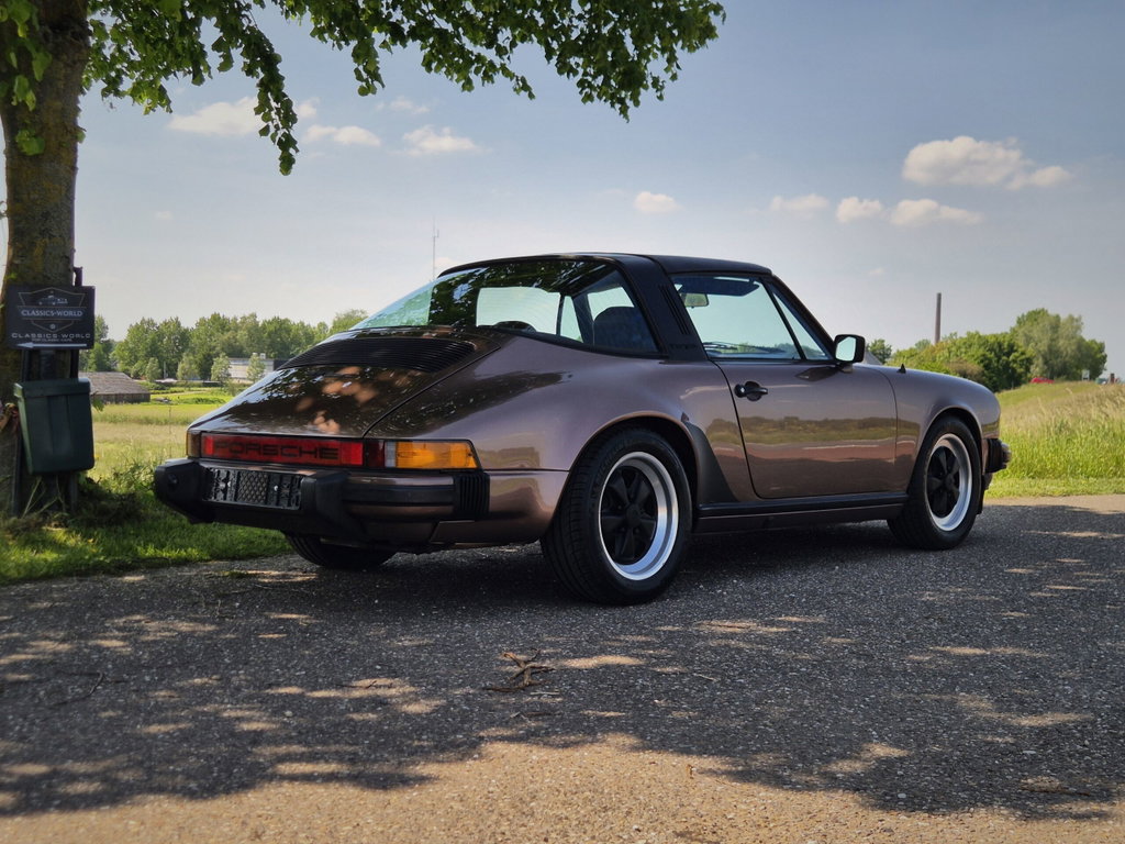 Porsche 911 SC