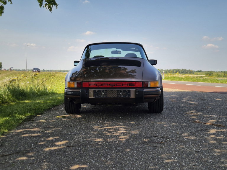 Porsche 911 SC
