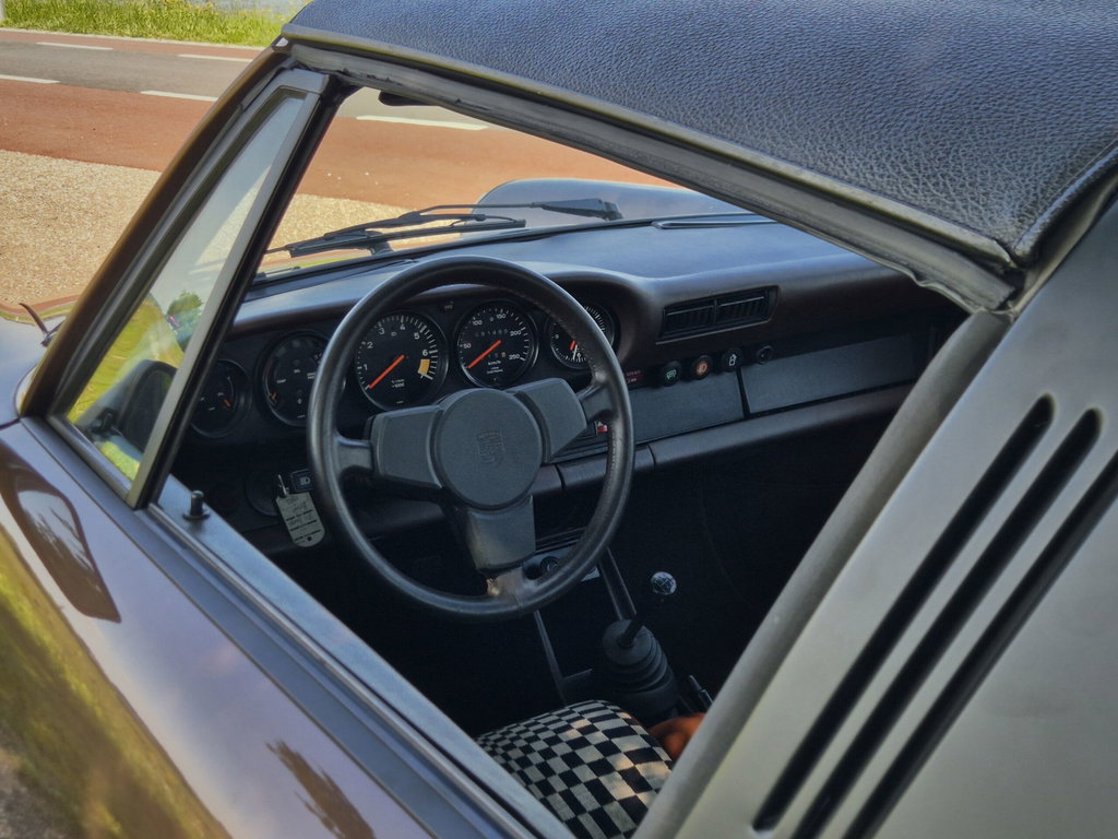 Porsche 911 SC