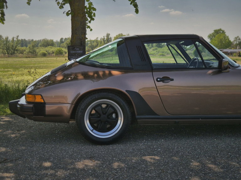 Porsche 911 SC