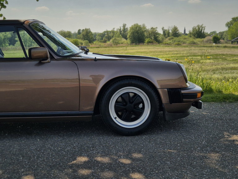 Porsche 911 SC