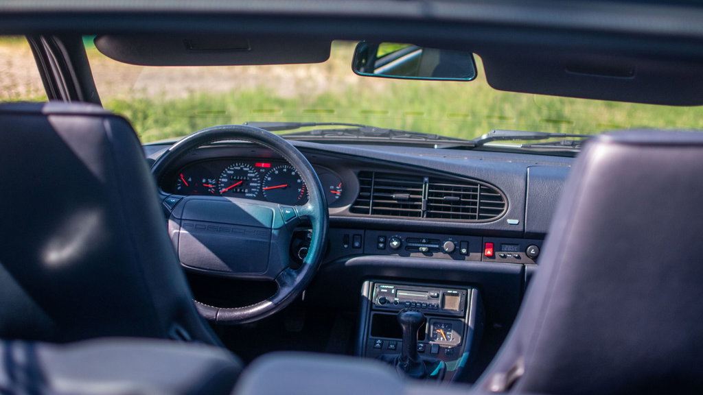 Porsche 968