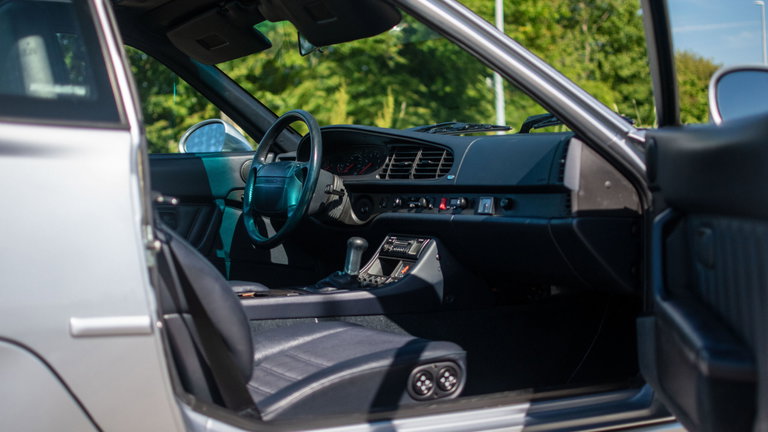 Porsche 968