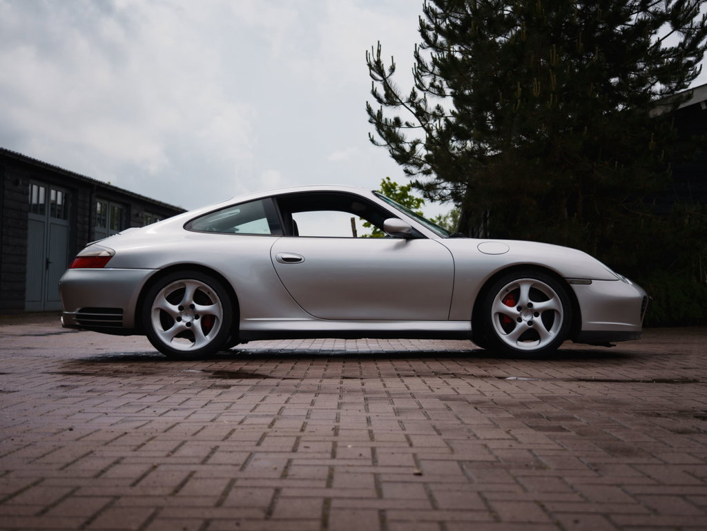 Porsche 996.2 Carrera 4S
