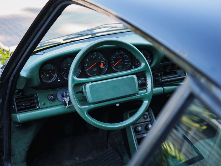 Porsche 911 Carrera 3.2