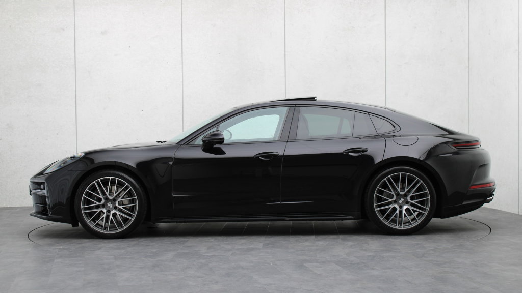 Porsche Panamera 4 E-Hybrid