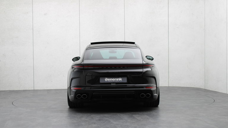 Porsche Panamera 4 E-Hybrid