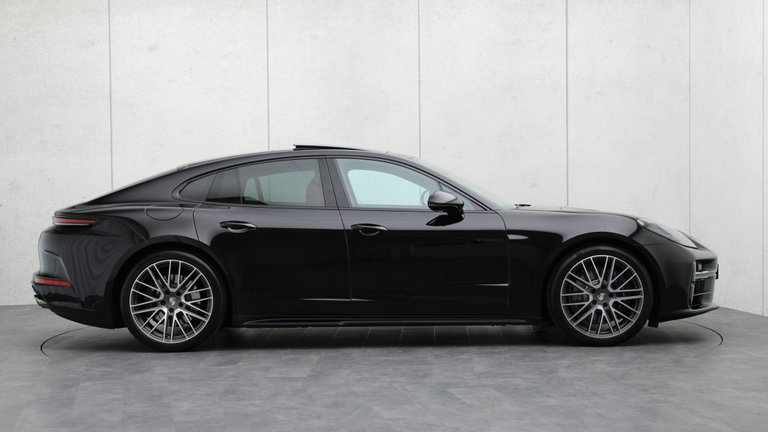 Porsche Panamera 4 E-Hybrid