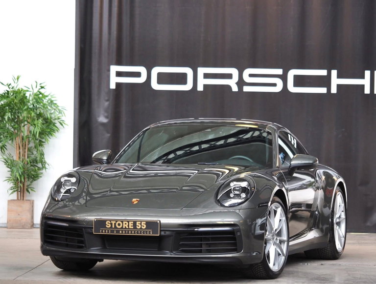 Porsche 992 Carrera