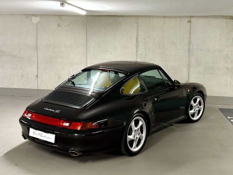 Porsche 993 Carrera 4S