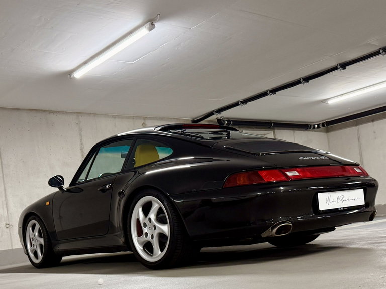 Porsche 993 Carrera 4S