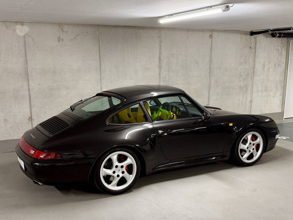 Porsche 993 Carrera 4S