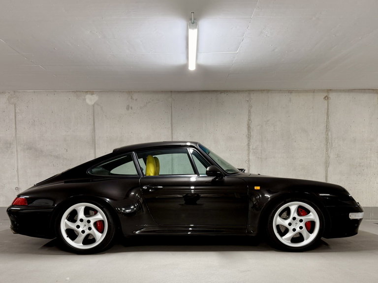 Porsche 993 Carrera 4S